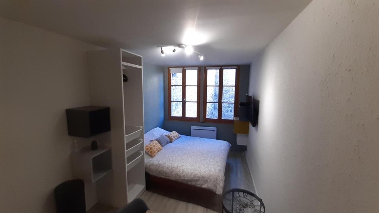 302 Au 15 Rue Battant A Apartment *